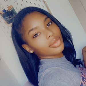 Meet your Posher, Christa